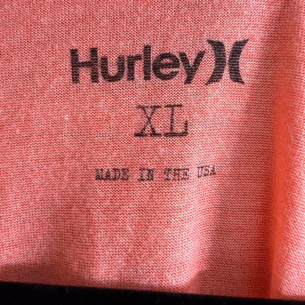 Hurley Women's V-Neck Coral 3/4 Length Sleeve Tee - Picture 2 of 3